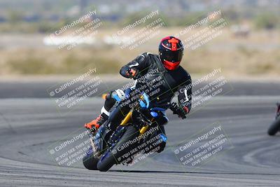 media/Mar-24-2025-Moto Forza (Mon) [[57ce5c5cff]]/2-Intermediate Group/Session 2 Turn 11/